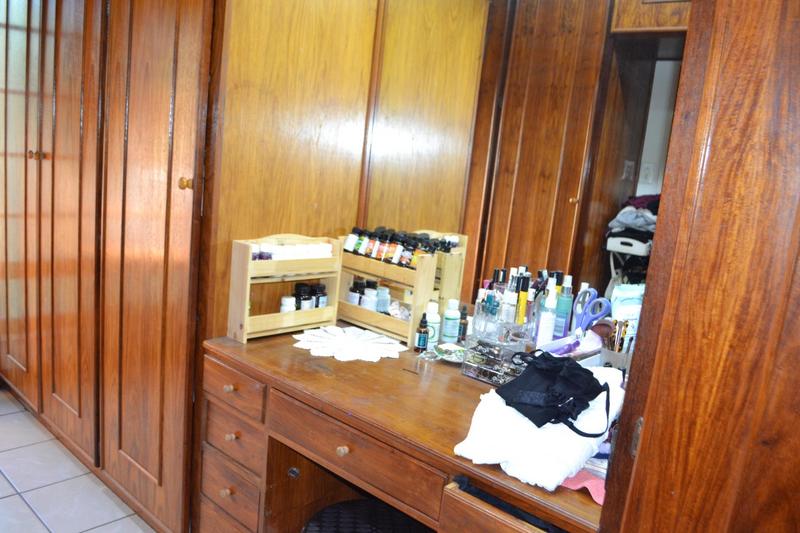 To Let 4 Bedroom Property for Rent in Vyfhoek A H North West